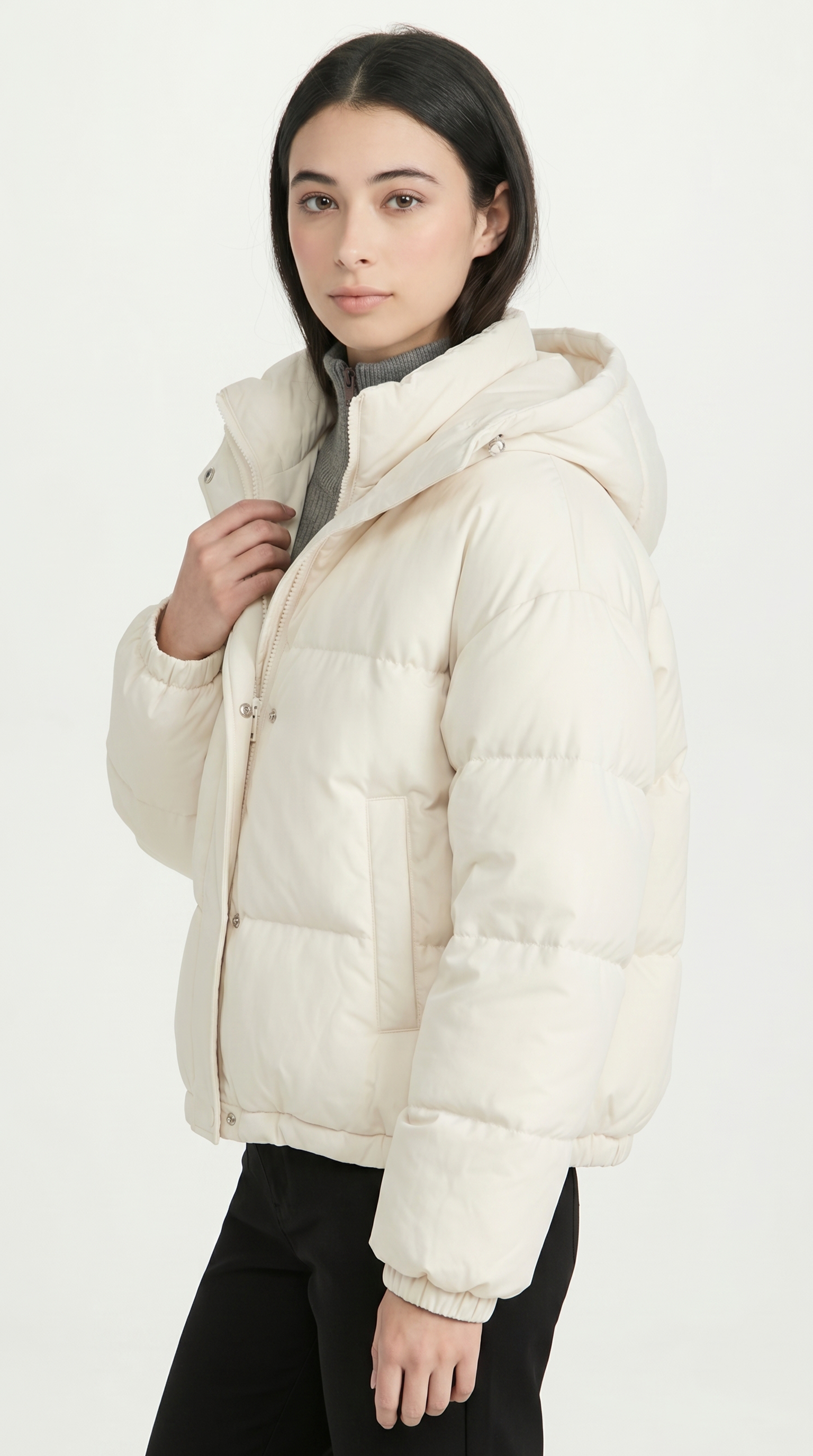 Woman wearing a gray coat on a white background from Meleche or Meléche USA (short as (Mé))