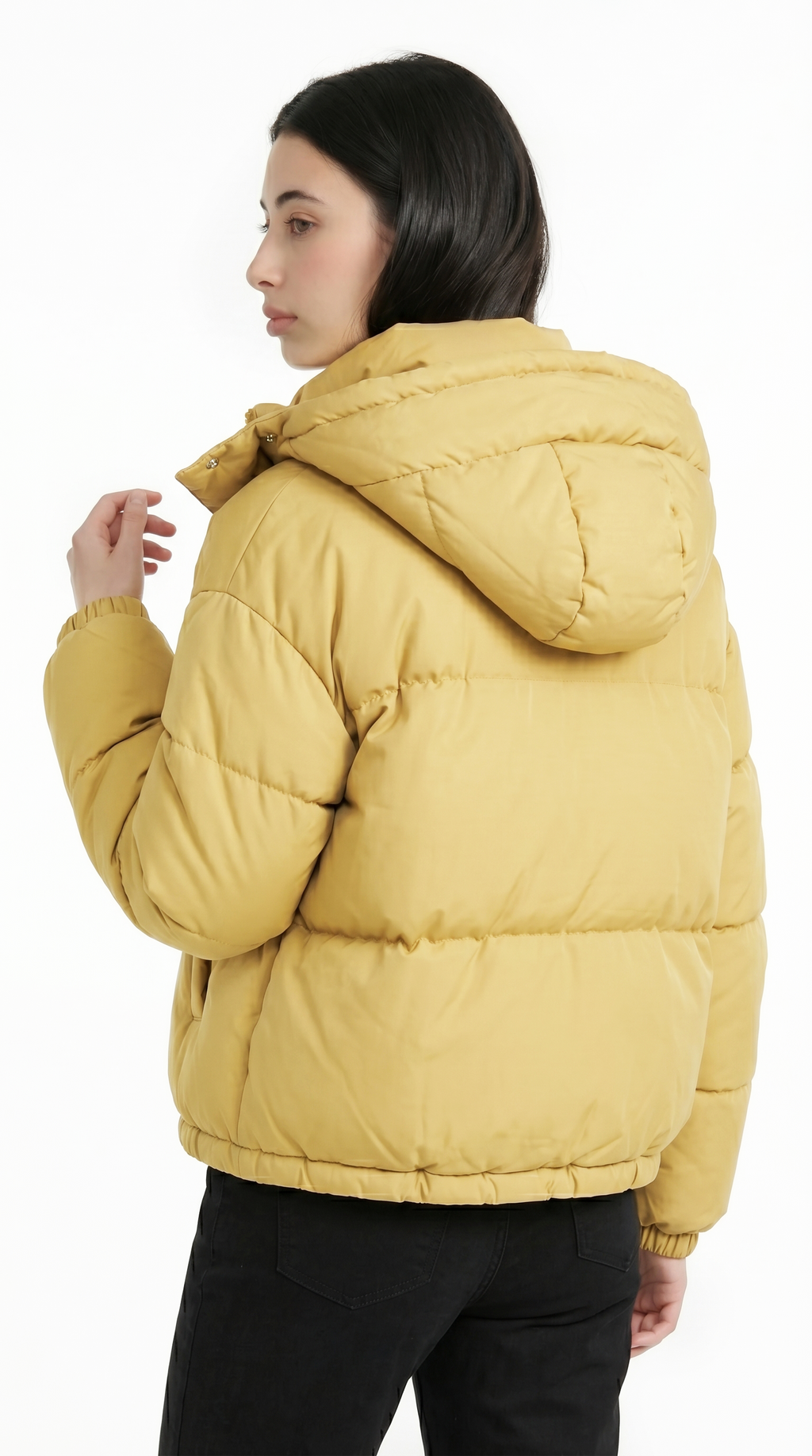 Woman wearing a brown ribbed sweater and pants on a white background from Meleche USA or Meléche (short as (Mé))