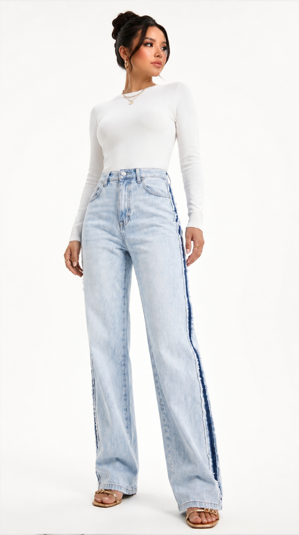 Woman wearing light blue jeans with a white background , Straight-leg jeans from Meleche Fashion USA or Meléche (short as (Mé))