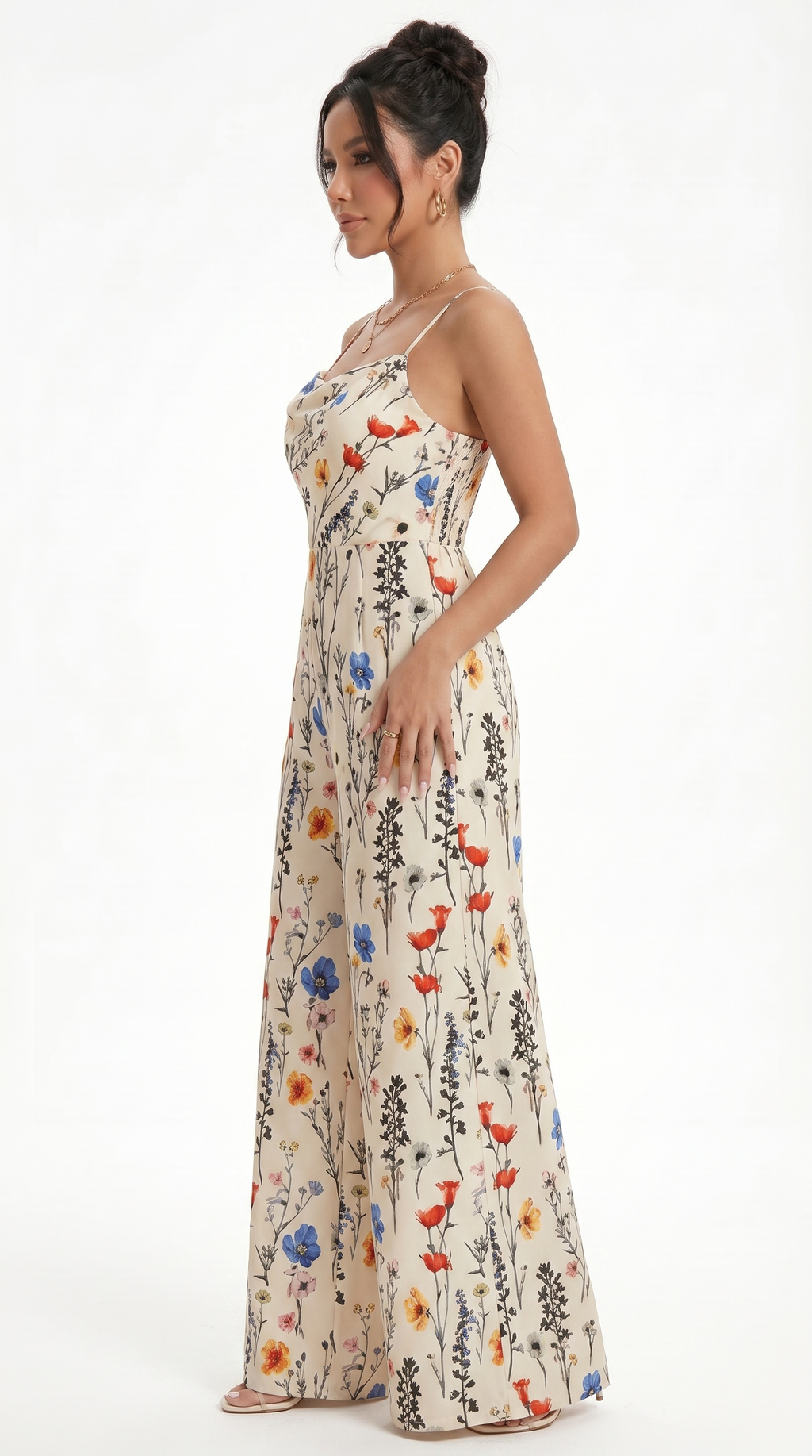 Woman wearing a floral dress on a white background, from Meleche Fashion USA or Meléche (short as (Mé))