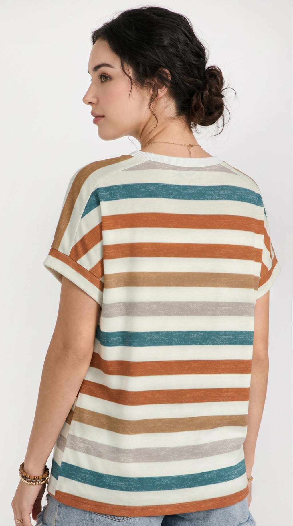 Woman wearing a striped shirt with a white background, from Meleche Fashion USA or Meléche (short as (Mé))