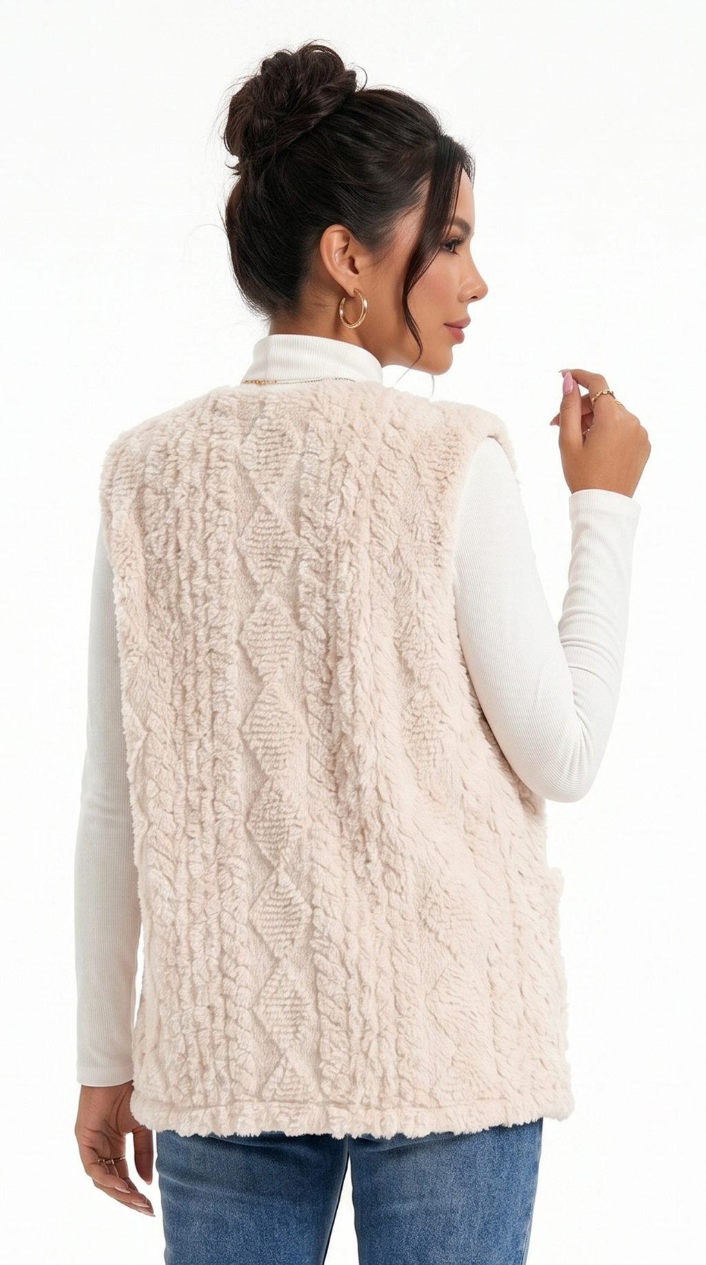 Woman wearing a maroon puffer jacket on a white background from Meleche Fashion USA or Meléche (short as (Mé))
