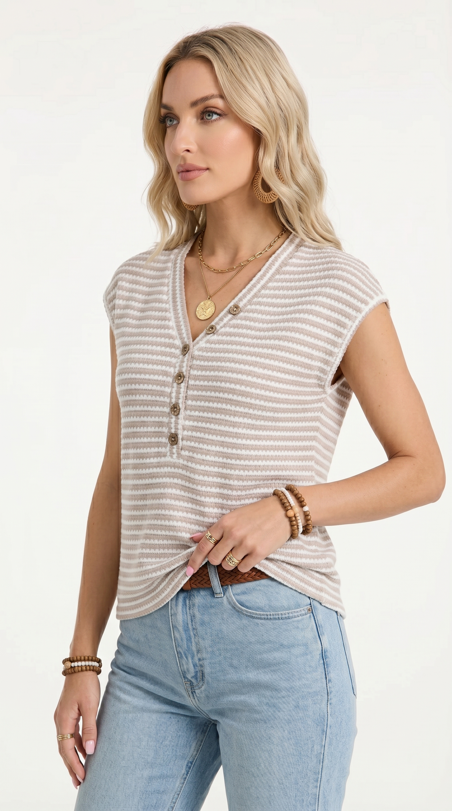 Woman wearing a striped sleeveless top and jeans on a white background, from Meleche Fashion USA or Meléche (short as (Mé))
