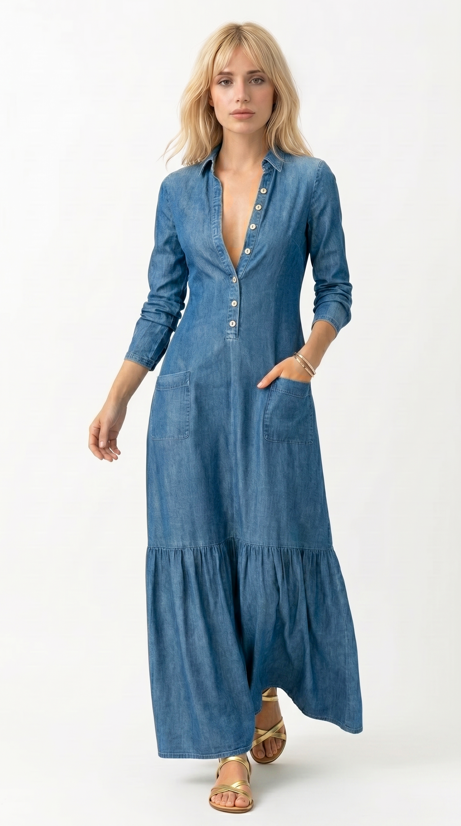 Woman wearing a blue denim dress on a white background, Loos dress from Meleche Fashion USA or Meléche (short as (Mé))
