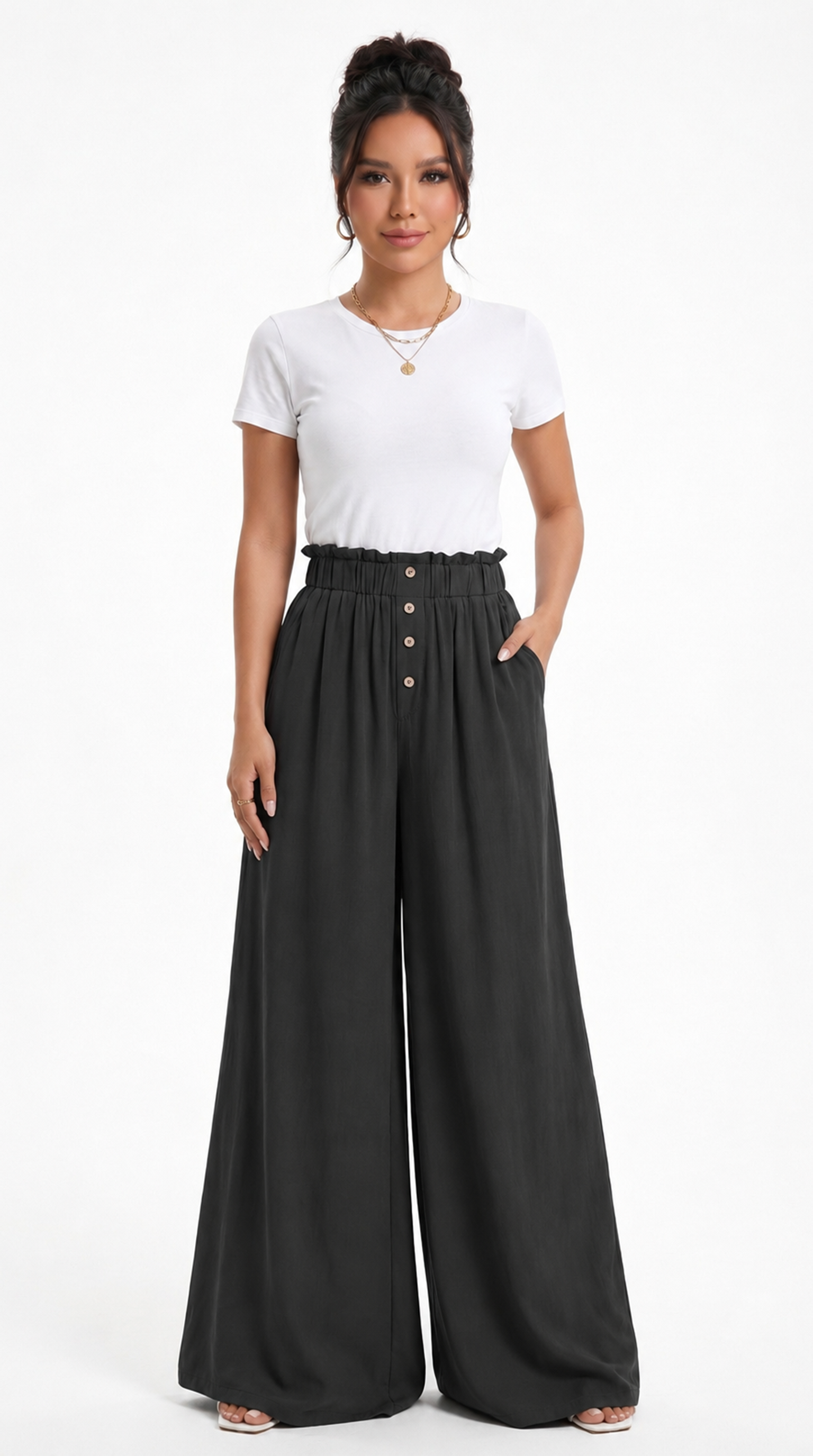 Woman wearing a white t-shirt and black wide-leg pants on a white background, sexy loss pants from Meleche Fashion USA or Meléche (short as (Mé))