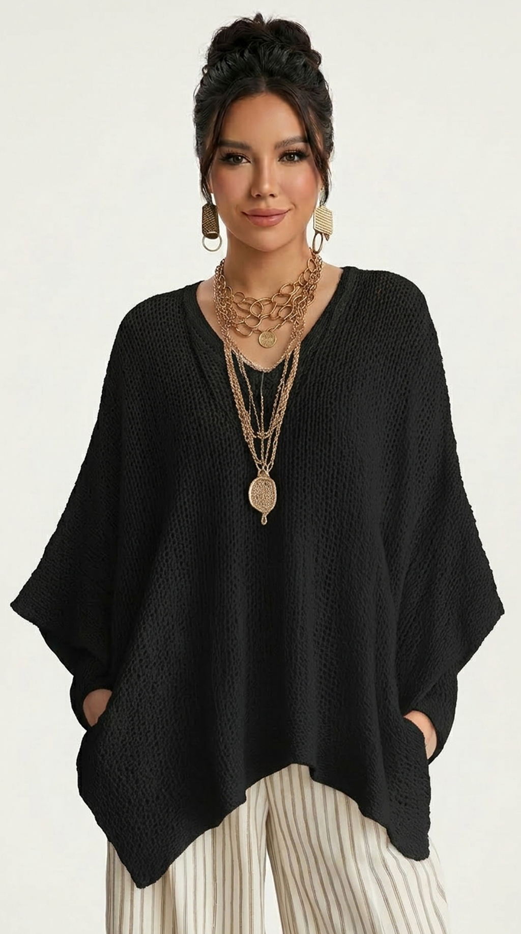 Woman wearing a white top with lace trim on a plain background from Meleche or Meléche (short as (Mé))