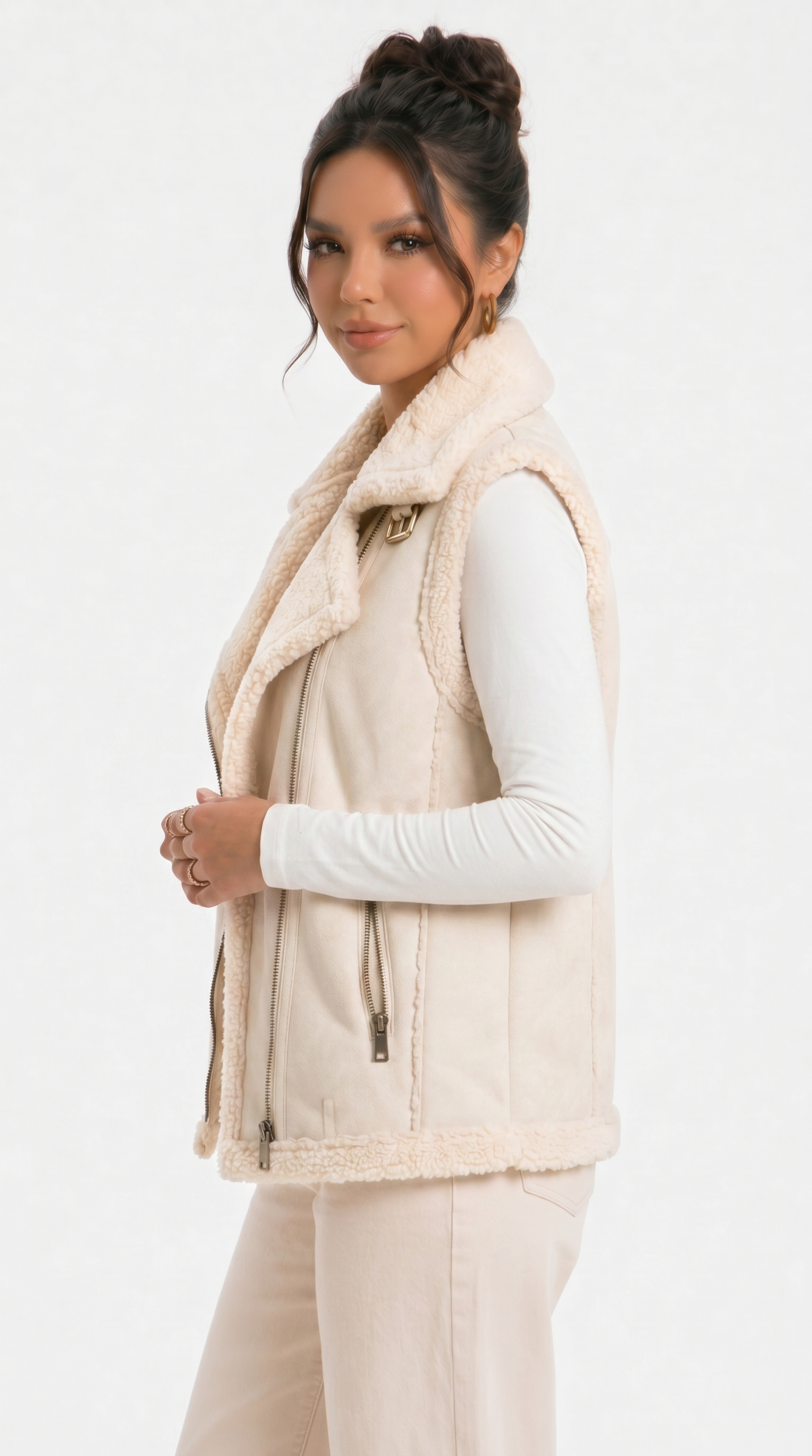 Woman wearing a beige vest on a white background from Meleche Fashion USA or Meléche (short as (Mé))