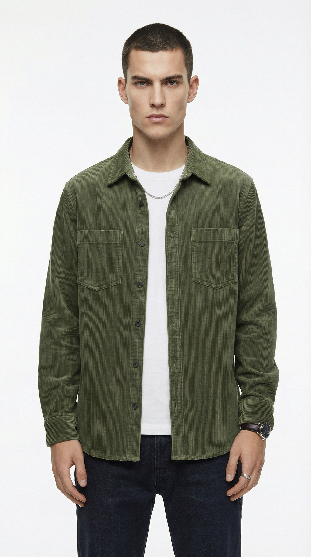 Man wearing a green jacket over a white shirt from Meleche or Meléche (short as (Mé))