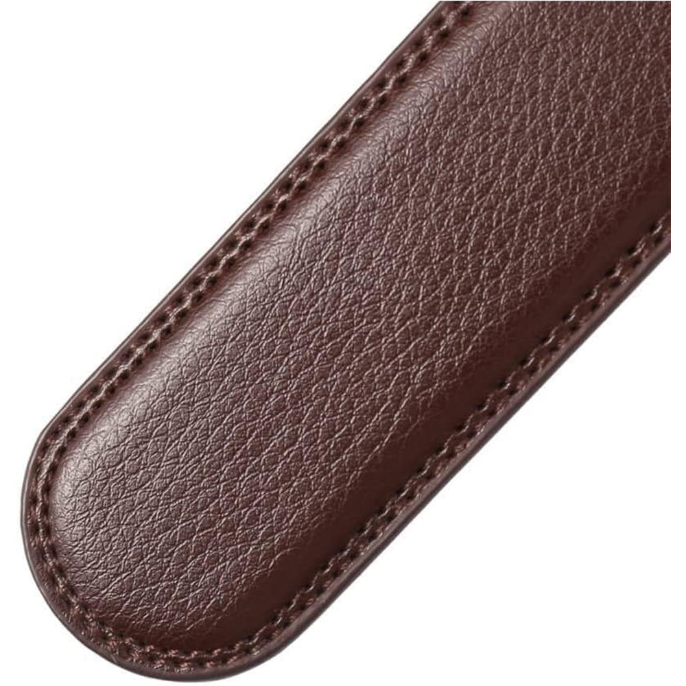 Close-up of Eli belt a brown leather knife sheath from Meleche or Meléche (short as (Mé))