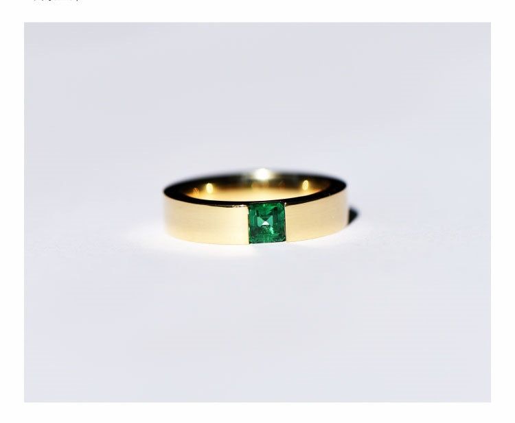 Emerald - Meléche - ring -  Emerald Stone Ring Unisex Style - Touch your skin | Meléche Meléche