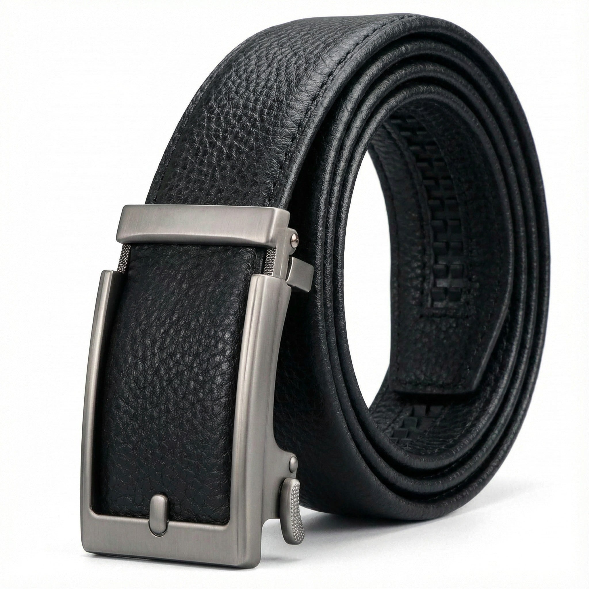 Black leather belt with silver buckle from Meleche or Meléche (short as (Mé))