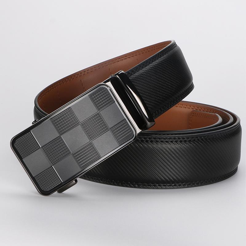 Jose Black belt with a checkered buckle from Meleche or Meléche (short as (Mé))
