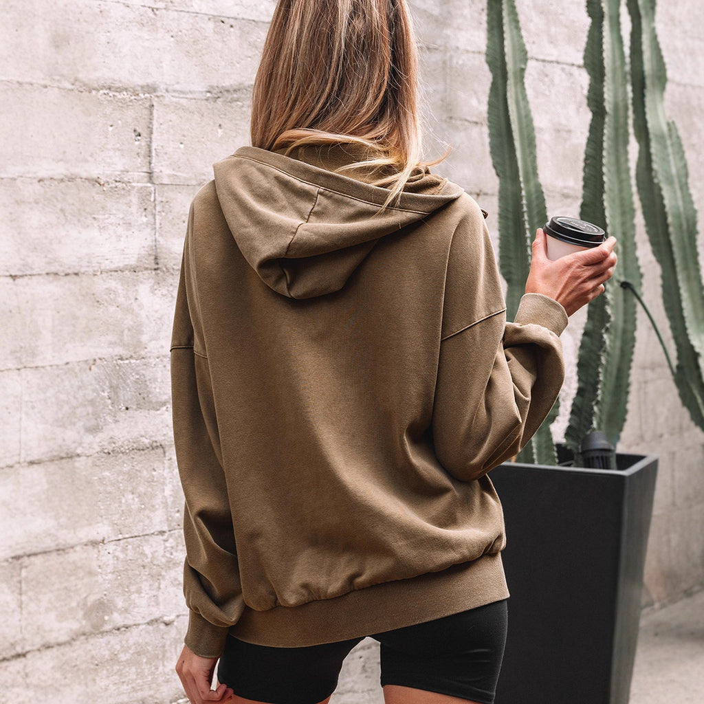 Person wearing a brown hoodie from Meleche or Meléche (short as (Mé))