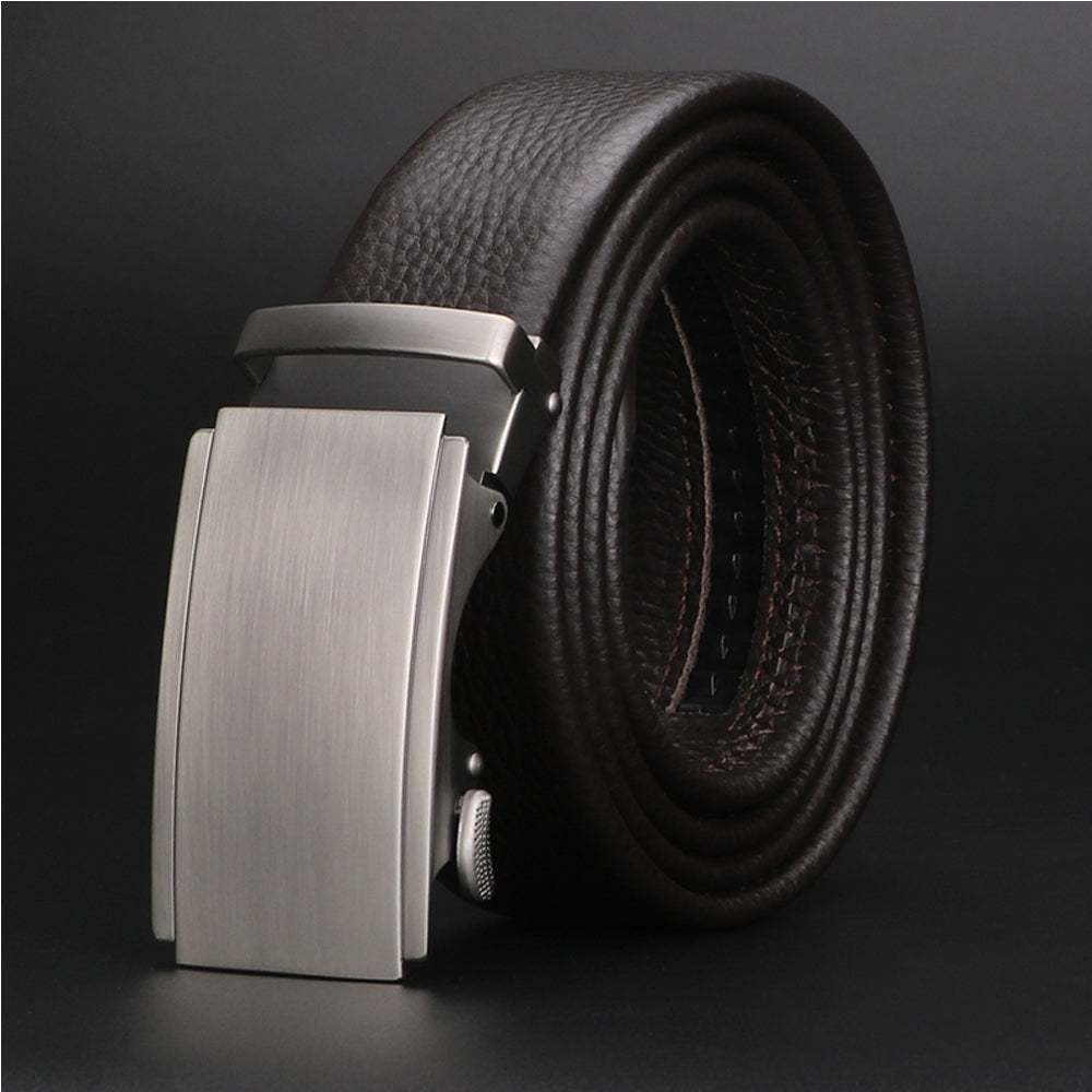 Brown leather belt with a silver buckle from Meleche or Meléche (short as (Mé))