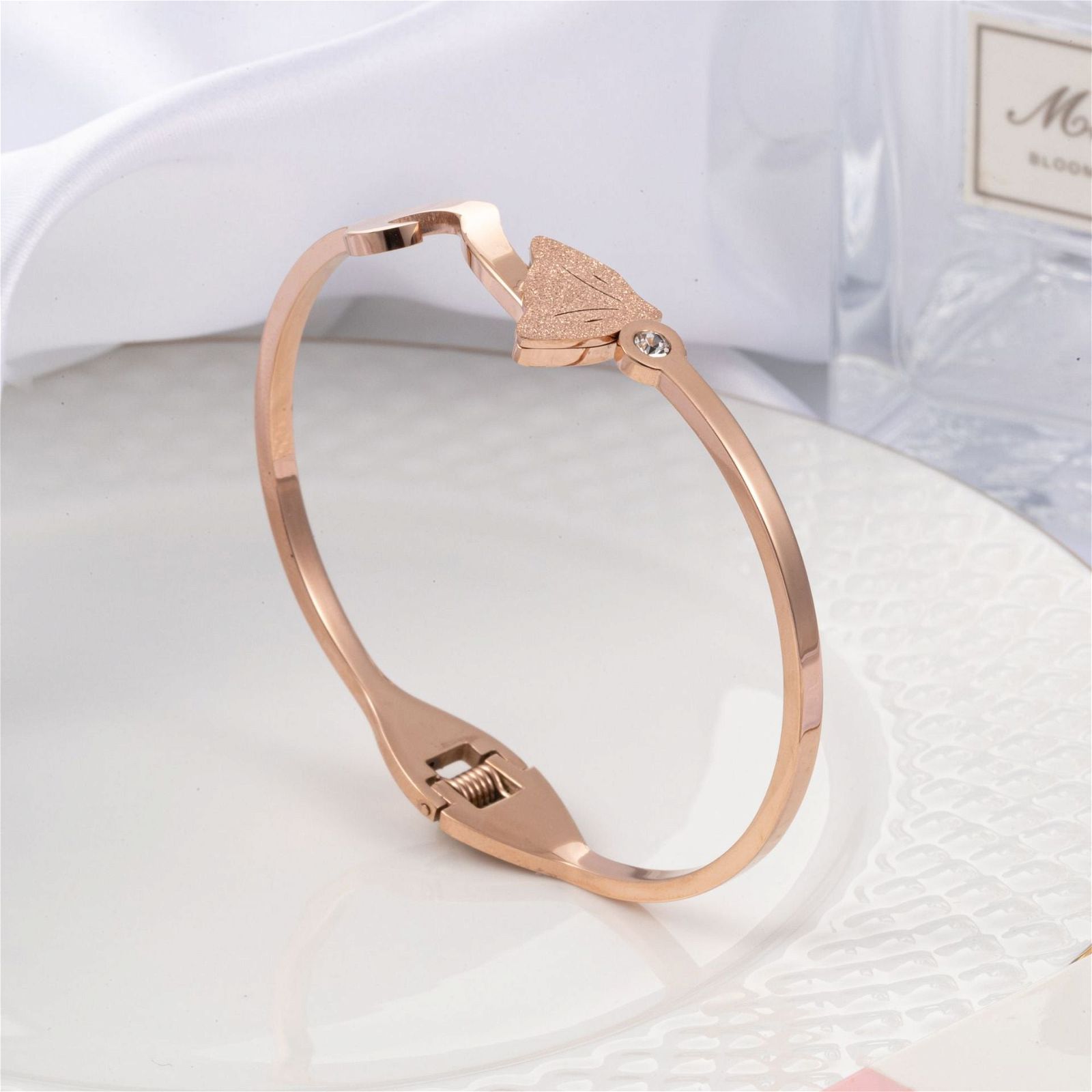 le Chat - Meléche - bangles -  le Chat - Titanium Steel Cat Shaped Zircon Necklace - 50g | Meléche